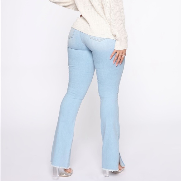 Light blue wash boot cut jeans! True to color - Picture 2 of 5
